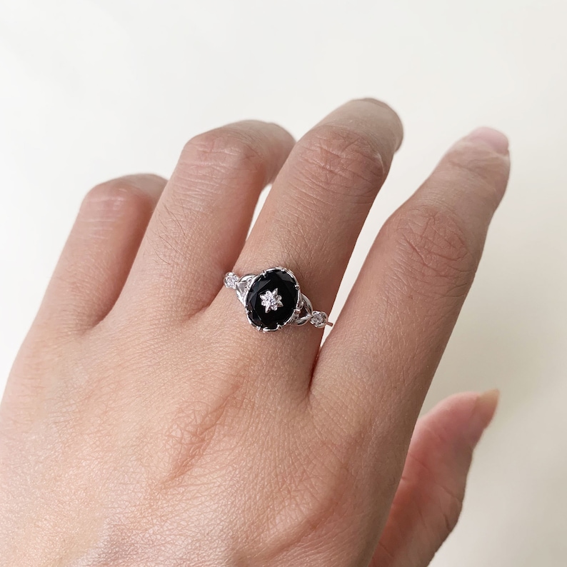 Vintage Black Onyx Engagement Ring Gold Art Deco Promise Ring Sterling Silver Unique Oval Agate Gems Statement Rings Anniversary Jewelry image 3