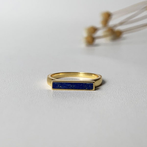 Bague lapis-lazuli plaqué or argent sterling pierre lapis bague serti clos bagues pierres précieuses bleues taille baguette pour femme bijoux minimalistes