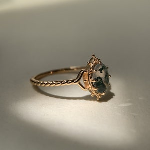 Vintage Moss Agate Engagement Ring 10k 14k Solid Gold Unique Solitaire Promise Rings Twisted Band Anniversary Jewelry Gift image 4
