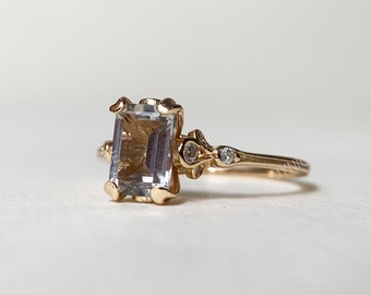 Grüner Amethyst-Ring, goldener Prasiolith-Ring im Smaragdschliff, natürlicher Februar-Geburtsstein-Ring, Jubiläums-Versprechensschmuck für Sie