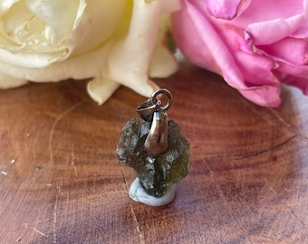 Moldavite Pendant gunmetal