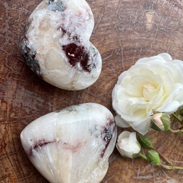 Chatoyant Stilbite with Red & Green Heulandite