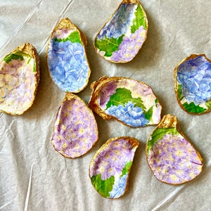 Hydrangea Oyster Ring Dish