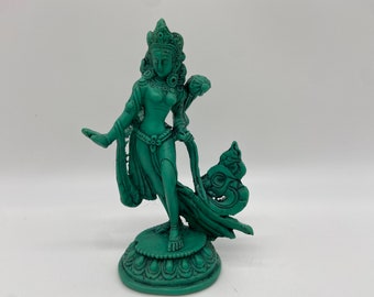 Statua di tara verde della statua di tara della dea Statua di tara in piedi verde 5"