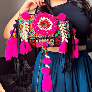 Bolso hecho a mano con espejo estilo boho banjara bordado a mano