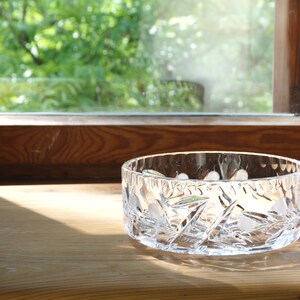 Kristall Glas Schale mit Schliff transparente Glasschüssel kleine Glasschale für Snacks Anbietschale Obstschale Servierschale rund Ø 15 cm