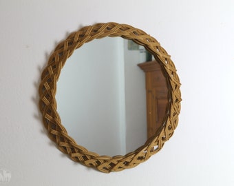 Wandspiegel mit Rahmen aus Naturgeflecht runder Peddigrohr Spiegel DDR Hängspiegel geflochtener vintage Spiegel Boho D 37 cm Vintagefuechse