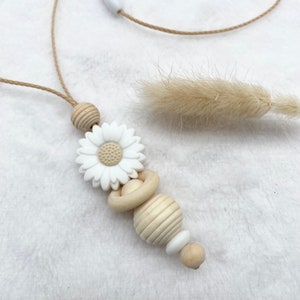 Halskette für Mamis, Stillkette Blume mit Ring, Holz Silikon, Länge variabel einstellbar weiss