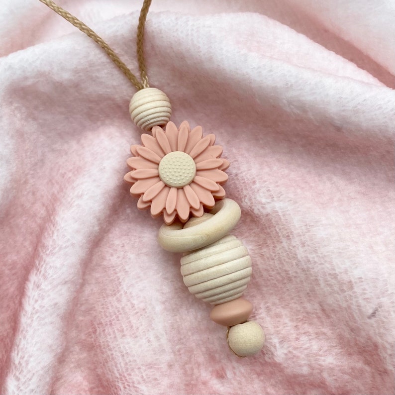 Halskette für Mamis, Stillkette Blume mit Ring, Holz Silikon, Länge variabel einstellbar pfirsisch