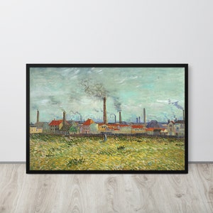 以下が含まれることがあります： 煙突と建物が遠くに見える工場の街を描いた絵画。空は白雲のある薄い青色。手前は緑の草地です。