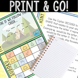 Puede incluir: Un juego imprimible para ni&ntilde;os con un Sudoku y iconos con tem&aacute;tica de acampada. El juego incluye un decodificador de cifrado para ayudar a resolver el rompecabezas. El texto en la p&aacute;gina dice "&iexcl;Imprime y juega!" y "Utiliza el DECODIFICADOR de cifrado para DAR FORMA a lo que se relaciona con tu respuesta. Determina la letra que representa. Ejemplo: L ser&iacute;a la letra D. Esto es un poco complicado, mantente concentrado."
