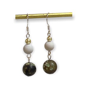 Brincos de jaspe de prata esterlina: pingente de pérola e pedra preciosa de 6 mm