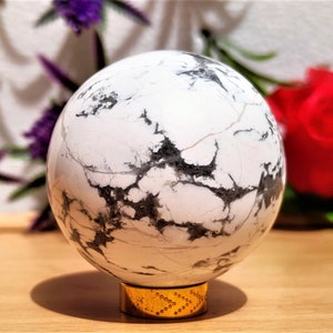Witte bol howliet: natuurlijke helende steen (35-40 mm)