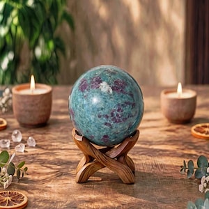 Sfera di apatite rubino: sfera di cristallo blu indaco lucida (50 mm)-R8