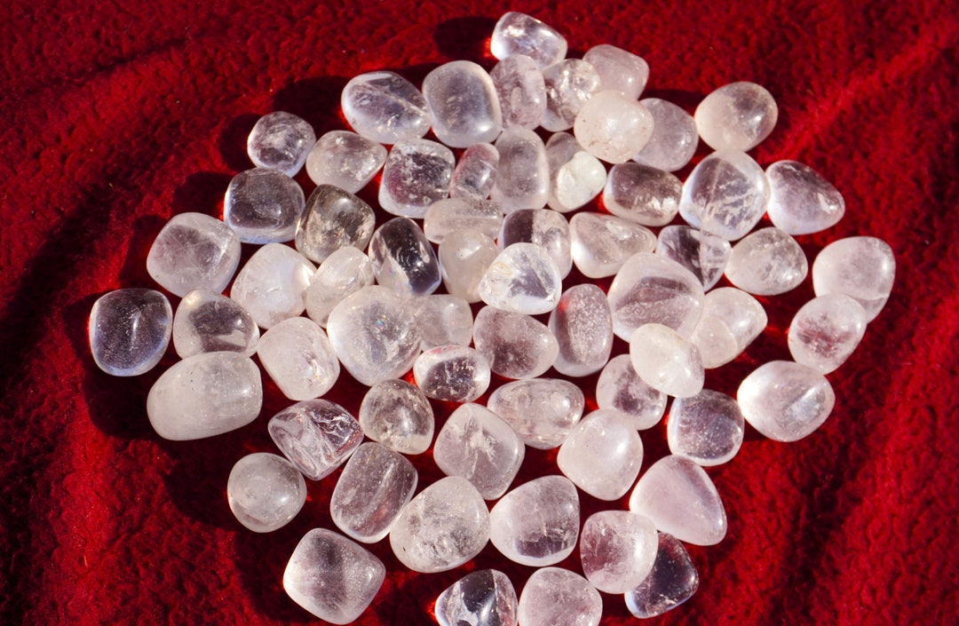 Beautiful Tumbled Stones White Crystal Stone Healing Minerals ...
