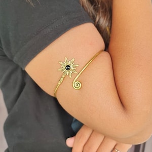 Gold Sunburst Arm Cuff, Obsidian Boho Upper Arm Bracelet, Goddess Bracelet, Spiral Arm Cuff, Gemstones Armlet, Sun Bohemian Jewelry Gift