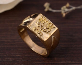 Gold Lotus Ring, Signet Ring, Flower Brass Ring, Spiritual Jewelry, Boho Ring, Lotus Ring, Padma Ring, Yoga Ring, Dainty Ring, Gift For Her