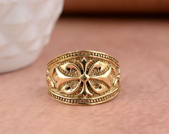 Dainty Fleur de Lis Ring, Statement Ring, Gold Flower of Lily Ring, Fleur-de-lis Jewelry, Fleur-de-lis Symbol