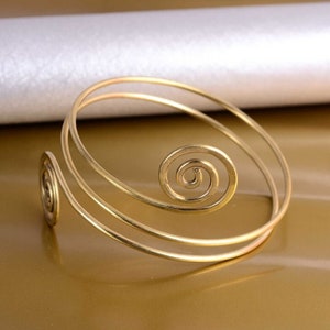 Minimalist Spiral Arm Cuff, Gold Arm Band, Spiral Upper Arm Band, Adjustable Arm Bracelet, Minimalist Gold Arm Cuff, Arm Jewelry For Women image 8