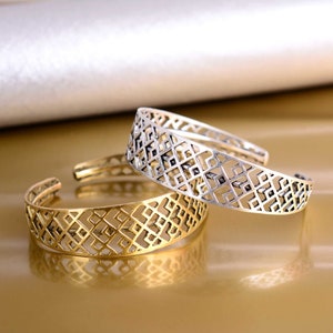 Gold Filigree Bracelet, Gold Bracelet, Cuff Bracelet, Antique Style Bracelet, Filigree Bracelet, Boho Bracelet, Gift For Her,Square bracelet
