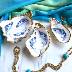 OYSTER SHELL Trinket Dish:  Decoupage Blue & White ‘Chinoiserie’ Fish Design, Coastal Decor Jewellery Bowl