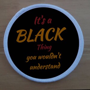 Celebre la insignia de parche de excelencia negra