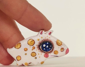 Polymer Clay Dog Brooch: Hand-Painted Animal Pin