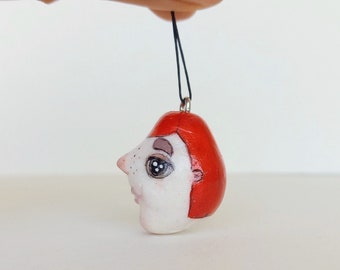 Hanging Doll Head, Tiny Clay Figure, Polymer Clay Miniature, 0.94 x 1.10 x 0.83 inch (2,4 x 2,8 x 2,1 cm)