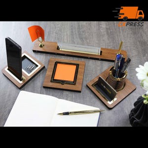 Personalisiertes Luxus Schreibtisch-Namensschild | Schreibtisch Namensschild aus Holz mit Stift und Kartenhalter, Schreibtisch Namensschild, Büroschild, Schreibtischschild