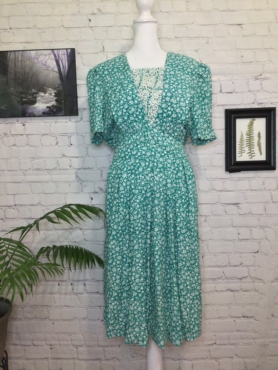 Vintage 80's Dress Size 10 Cottagecore Dress Gree… - image 3