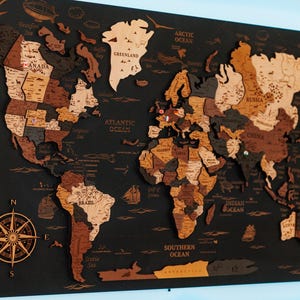 Punaise de carte du monde en bois, carte de voyage, cadeau de pendaison de crémaillère, carte de famille d'aventure