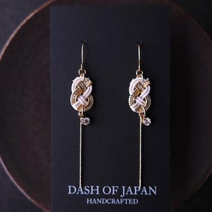 Small Mizuhiki Knot Earrings - Gold & White