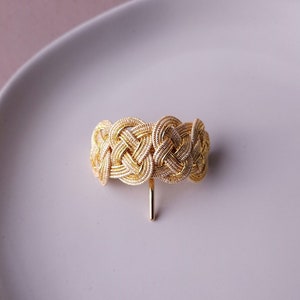 Mizuhiki Ponytail Hook: Japanese Gold Hair Cuff