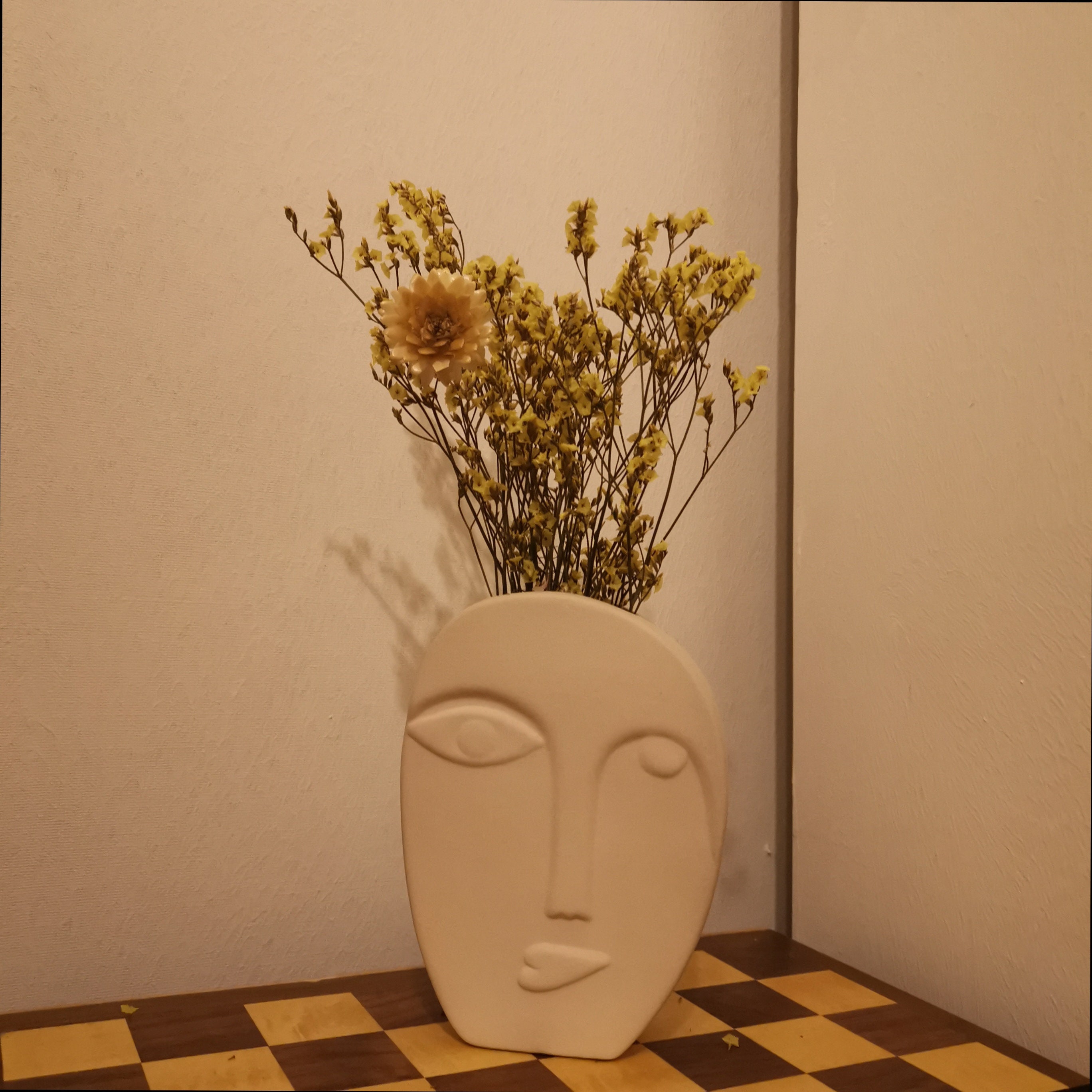 Retour en Stock - Vase Visage Frais avec Des Lèvres de Coeur