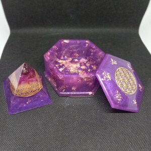 Chakra Hexagon Jewelry Box with Good Will Pyramid Set