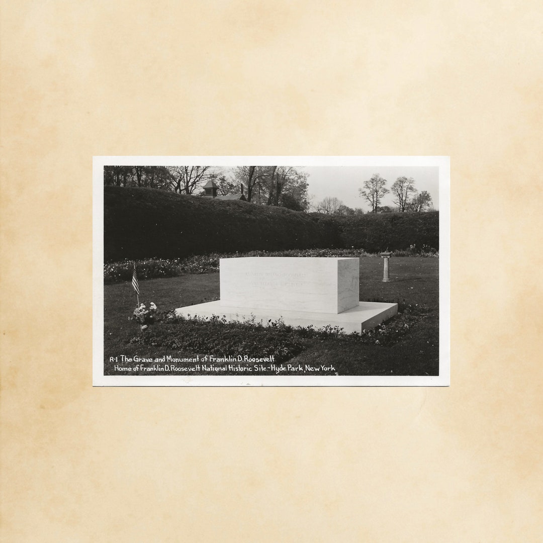 Vintage Franklin Roosevelt Grave and Monument Postcard, Photo Postcards ...