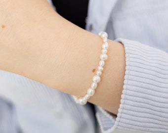 Süßwasserperlen Armband, Perlenarmband aus unregelmäßigen Süßwasserperlen, Pearl Bracelet, MadeByResa