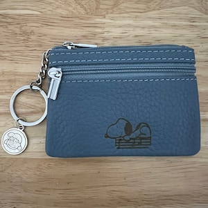 Peanuts/Snoopy Fine Genuine Leather Coin Purse with key ring，multiple color