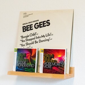 Schallplattenständer, Schallplattenregal, CD-Regal für ein bis zwei Schallplatten plus zwei CDs