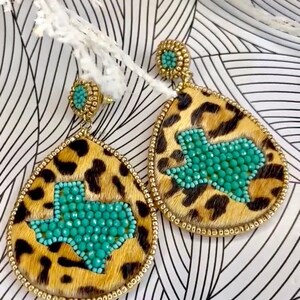 Leopard Texas Seed Bead Earrings | Leopard Teardrop Earrings | Western Leopard Earrings | Turquoise Leopard Earrings