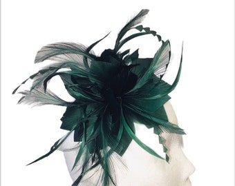 Emerald Green Comb Fascinator Wedding Hat Mother of the BrideHat Ascot Hat Occasion Hat Ladies Day HatKentucky Derby Hat Brides Maid Hat