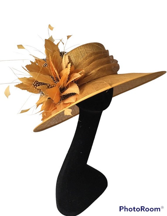 Ladies gold hat hotsell