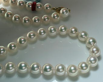 Authentic Japanese Akoya Pearl necklace 22’