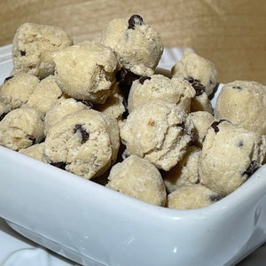 Freeze Dried Chocolate Chip Cookie Dough Bites