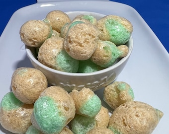 Freeze Dried Caramel Apple Lollipops Bites