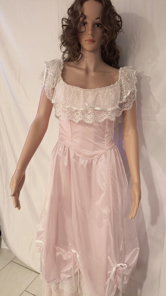 Vintage Pink Prom Dress from the 1980s ILGWU Cind… - image 3