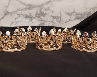 Medium Gold Crowns