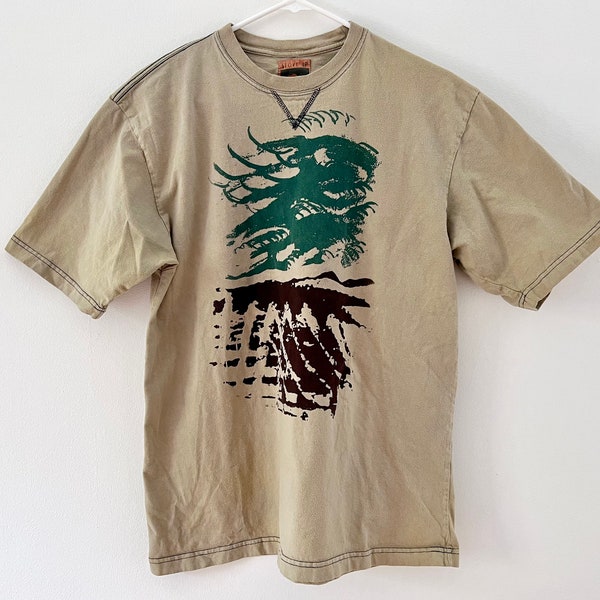 Medium Upcycled T-Shirt - Beige 'Windswept' Print