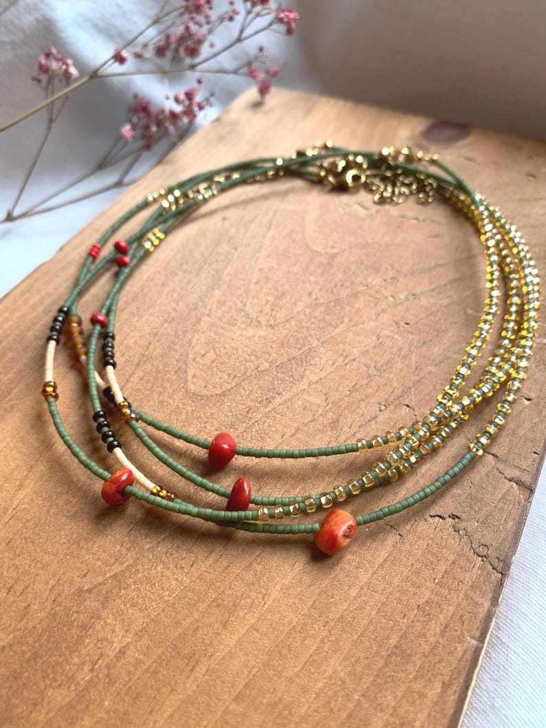 AI096 - Green Beaded Layered Pearl Choker