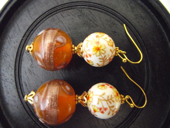 Vintage Venetian Murano Earrings w/ Tensha Beads … - image 2